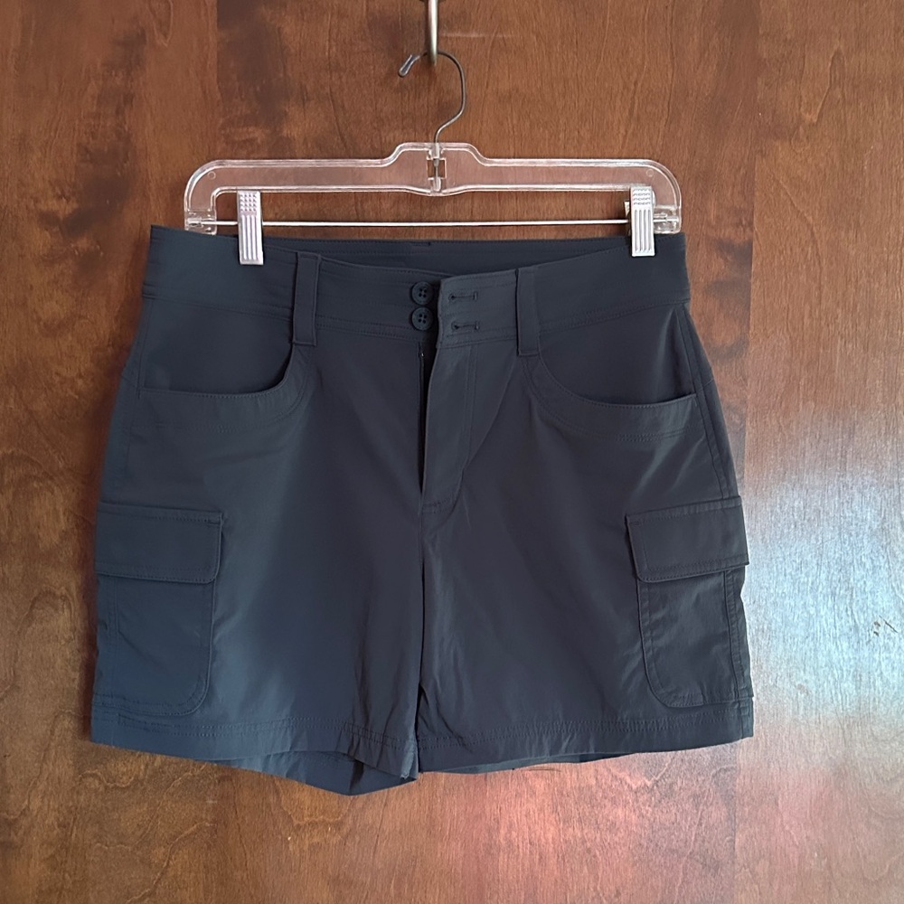⭐️ LIKE NEW ⭐️ Eddie Bauer Women’s Trail Hiking Casual Shorts